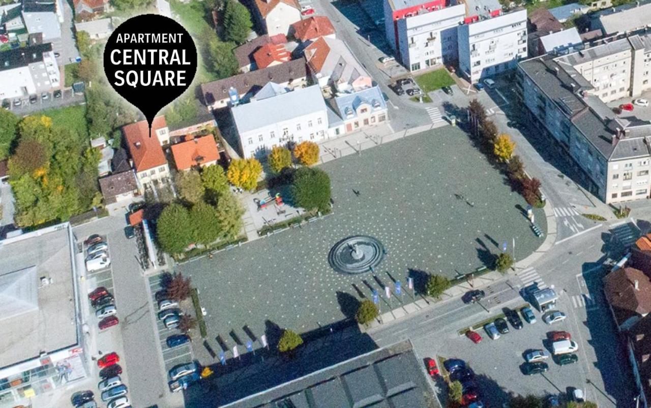 Studio Central Square Gospić Buitenkant foto